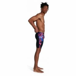 Maillot De Bain Speedo Allover V-Cut Jammer Noir Noir / Rouge 9 Maillot De Bain Speedo Allover V-Cut Jammer Noir Noir / Rouge -Équipement Natation Soldes unnamed file 545