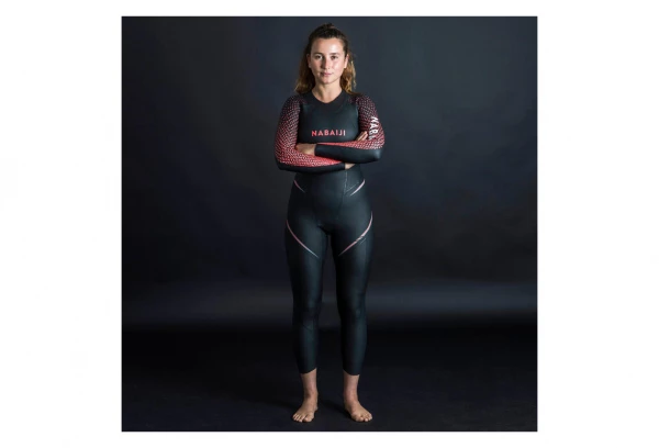 Nabaiji Combinaison De Natation Femme Nabaji Néoprène OWS 900 Noir / Rouge 2 Nabaiji Combinaison De Natation Femme Nabaji Néoprène OWS 900 Noir / Rouge – Image 2