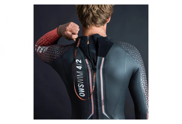 Nabaiji Combinaison De Natation Nabaji Néoprène OWS 900 Noir / Rouge 4 Nabaiji Combinaison De Natation Nabaji Néoprène OWS 900 Noir / Rouge – Image 4