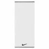 Serviette Nike Fundamental Large Blanc